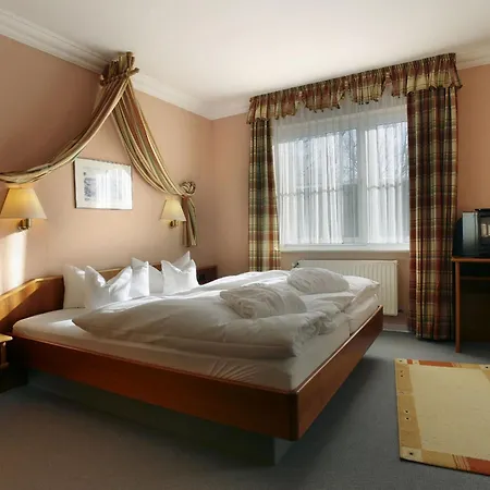 Hotel Gruene Tanne Mandelholz Elend